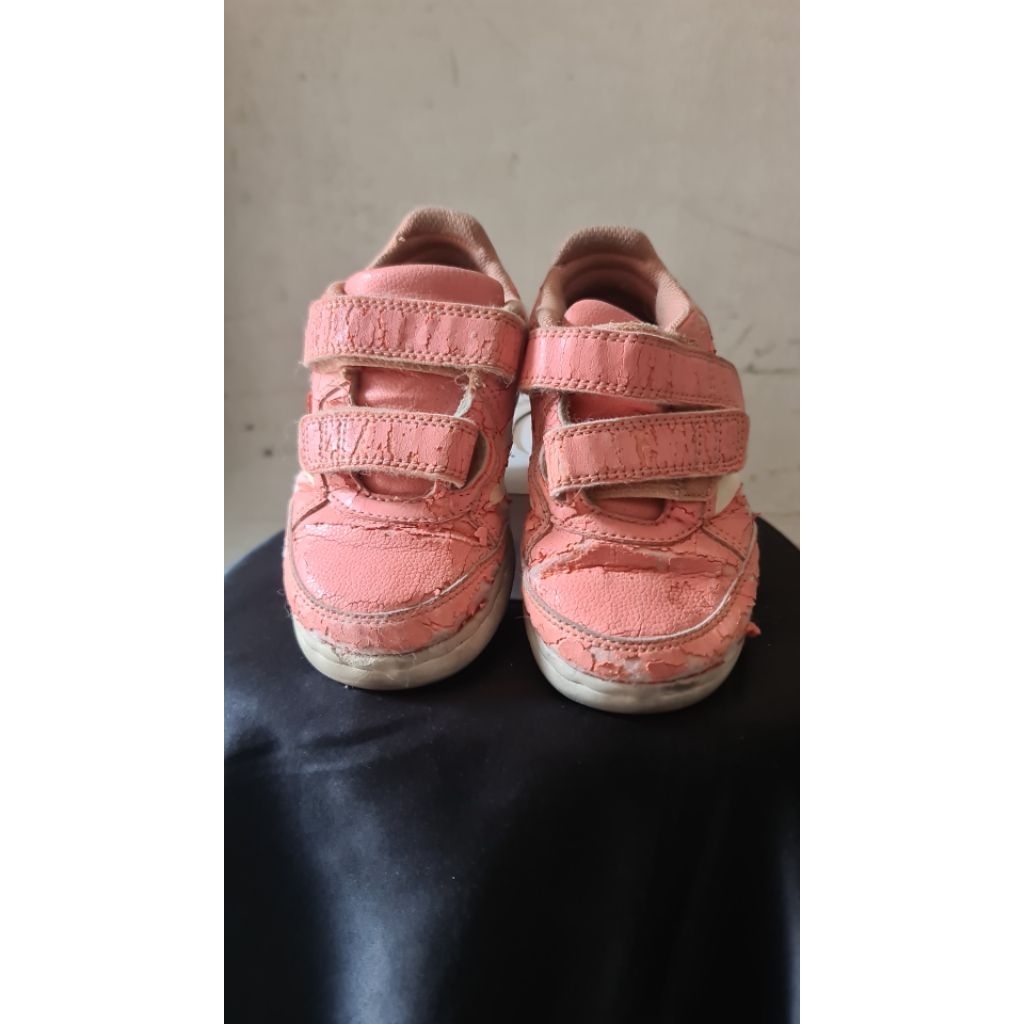 Preloved Sepatu Anak, Sepatu Anak Second, Sepatu Anak Murah