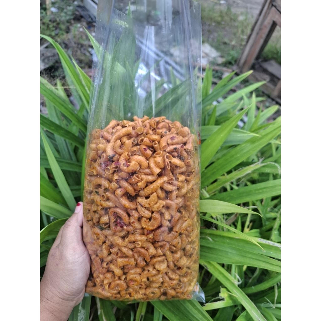 

MAKARONI KRESS BANTAT KEMASAN 500gram SS snack_food Delon Pedas Daun Jeruk CEMILAN Makanan Cikruh