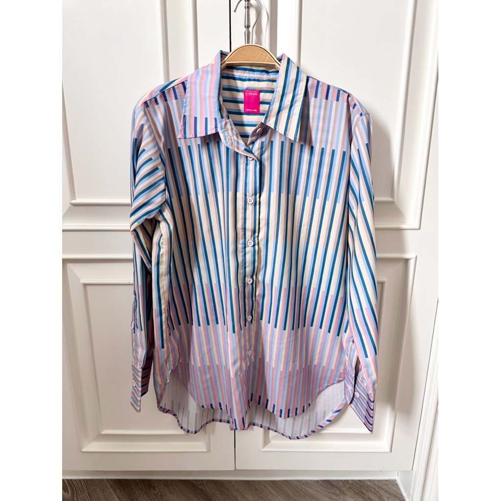 Preloved Kyrra Kemeja Stripes