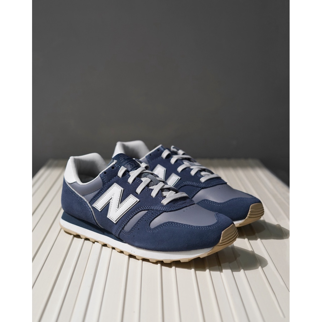 Sneakers Lifestyle Pria NB 373 V2 Navy [ML373NV2] Original