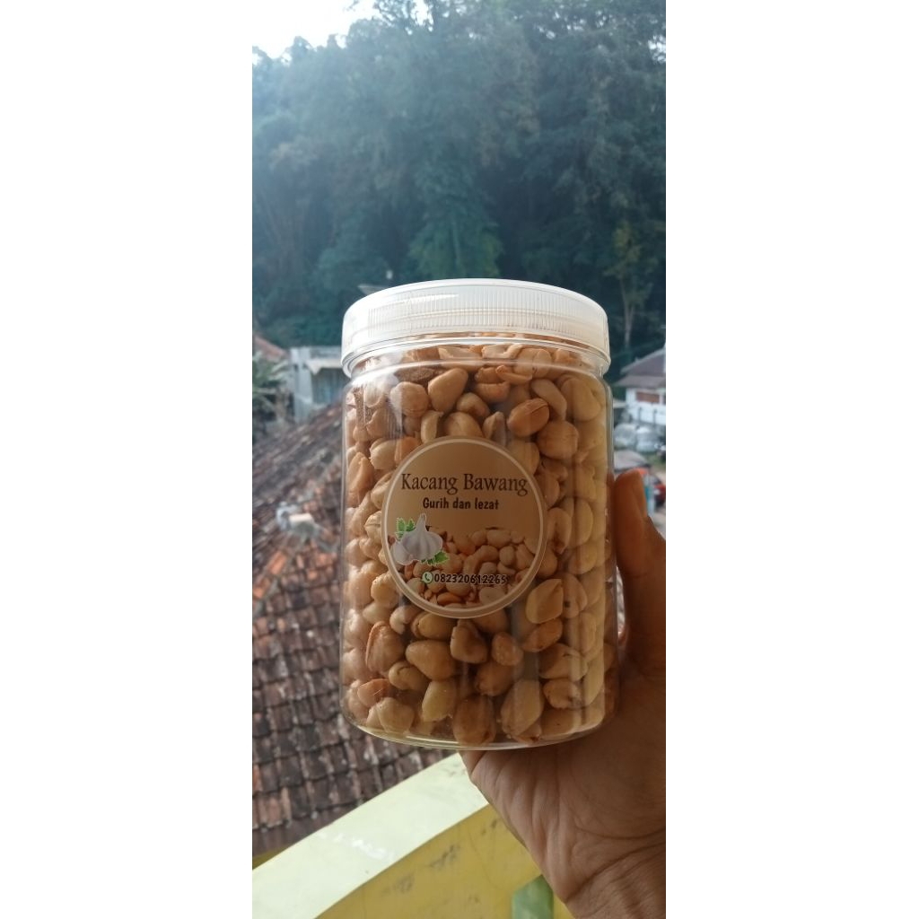 

Kacang Bawang gurih 400 gr