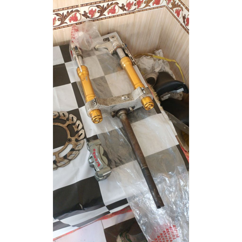 upside down nmax delcevic