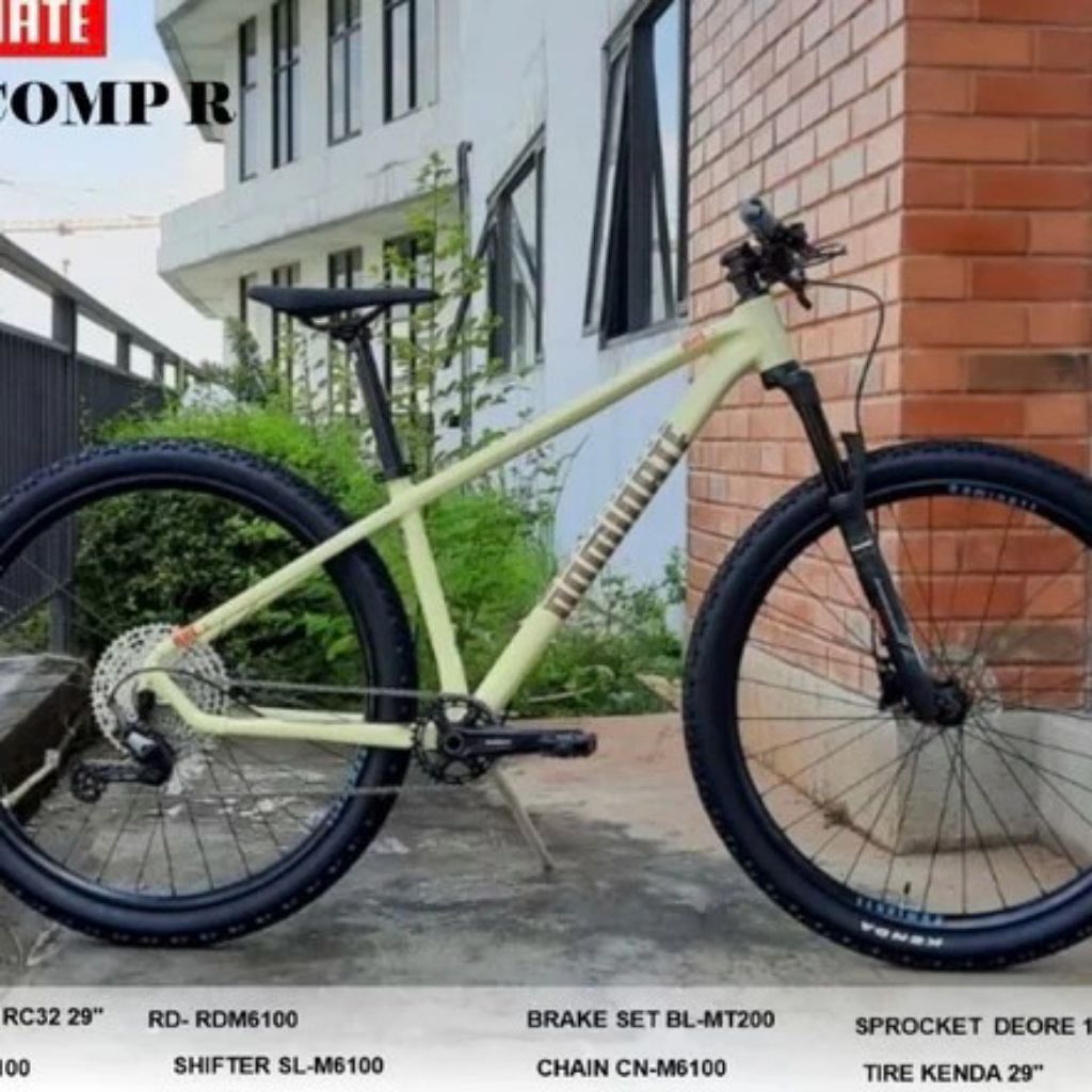 dominate AXC COMPR 29ER Size S