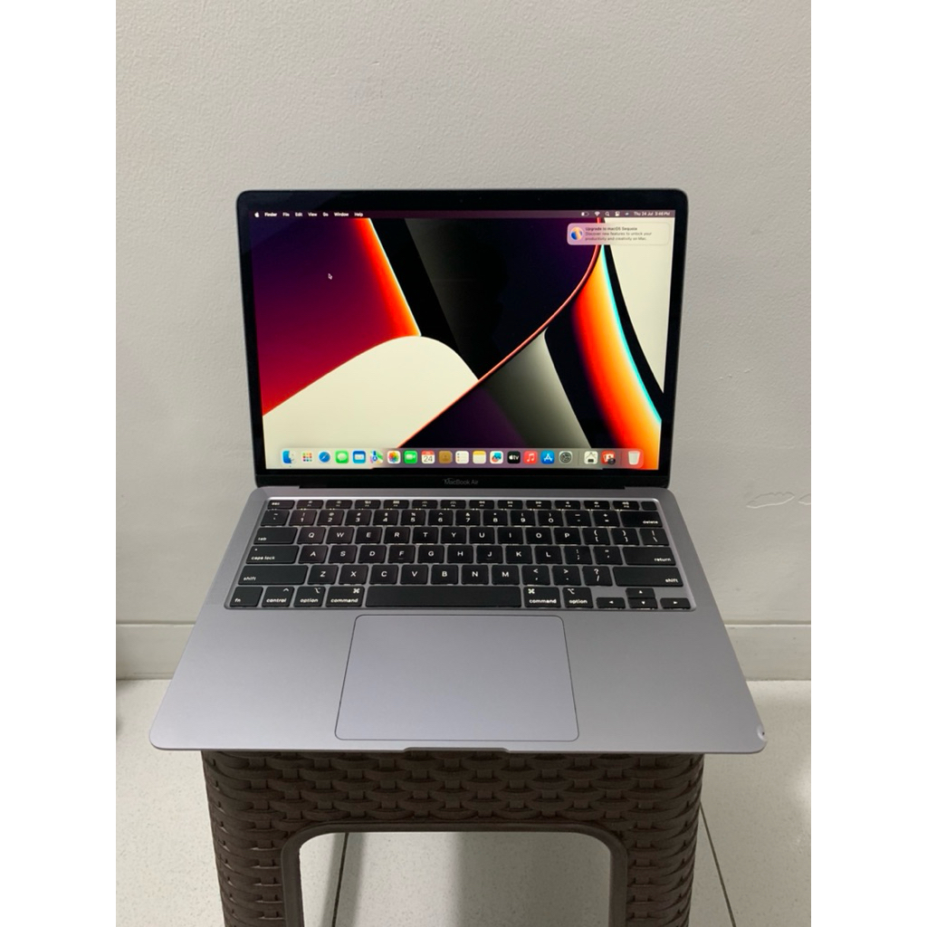 Apple Macbook Air 2020 M1 13inch RAM 8GB SSD 128GB/256GB/512GB Second Original