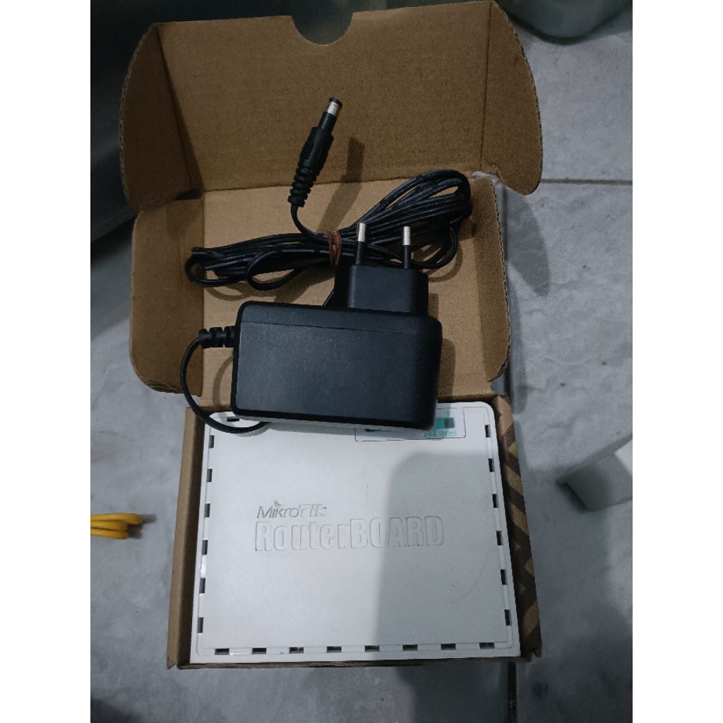 mikrotik rb750gr3 bekas