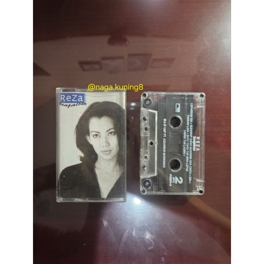 Kaset Tape Reza Artamevia "Keajaiban"