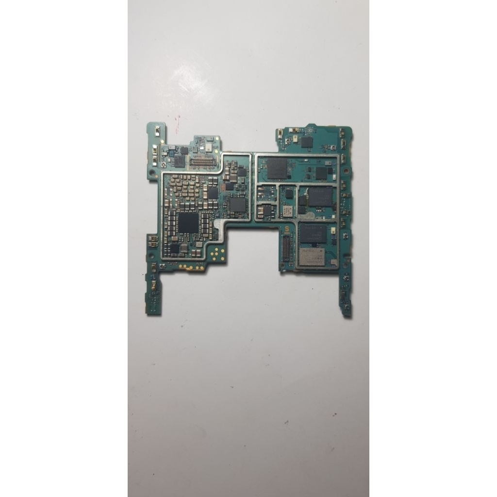 MESIN SONY XZ2 MATOT UNTUK BAHAN SERVICE