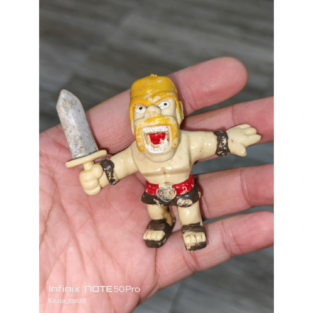 ACTION FIGURE FIGUR CLASH OF CLANS WIZARD PENYIHIR GAMING GAME FIRE API WIZARD COC PERMAINAN KING RA