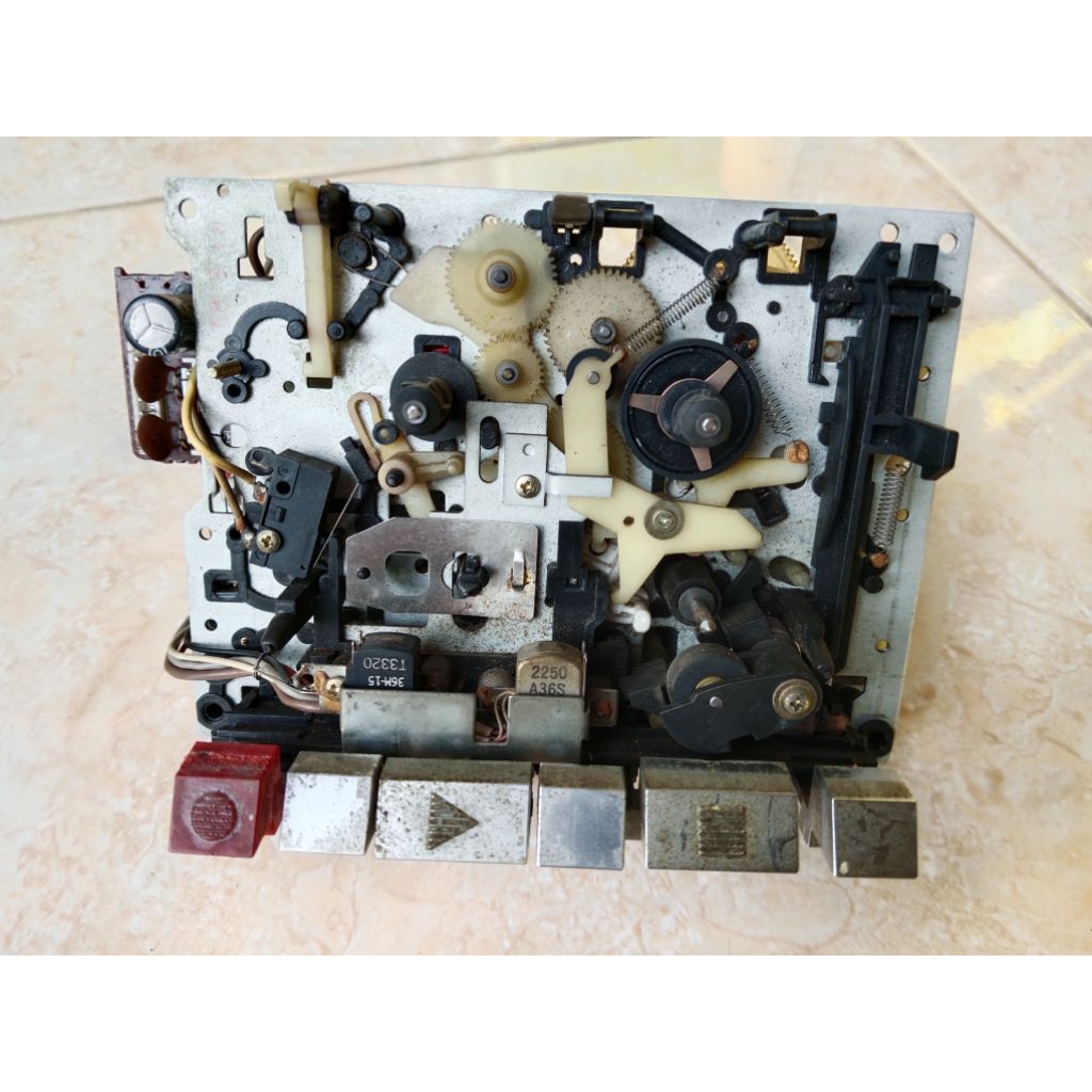 MEKANIK COPOTAN TAPE COMPO AIWA CS-250H JAPAN