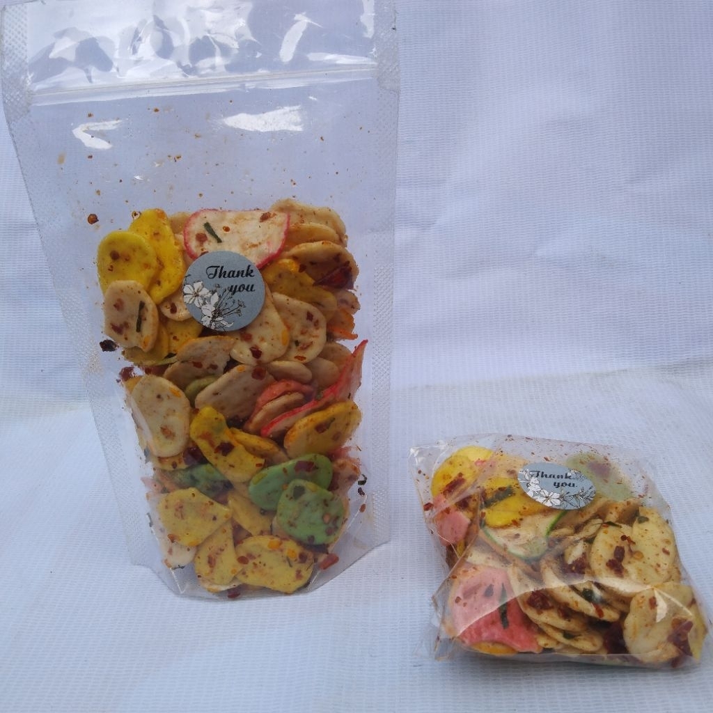 

KERIPIK SEBLAK BANTAT (1 KiloGram - 500 Gram)