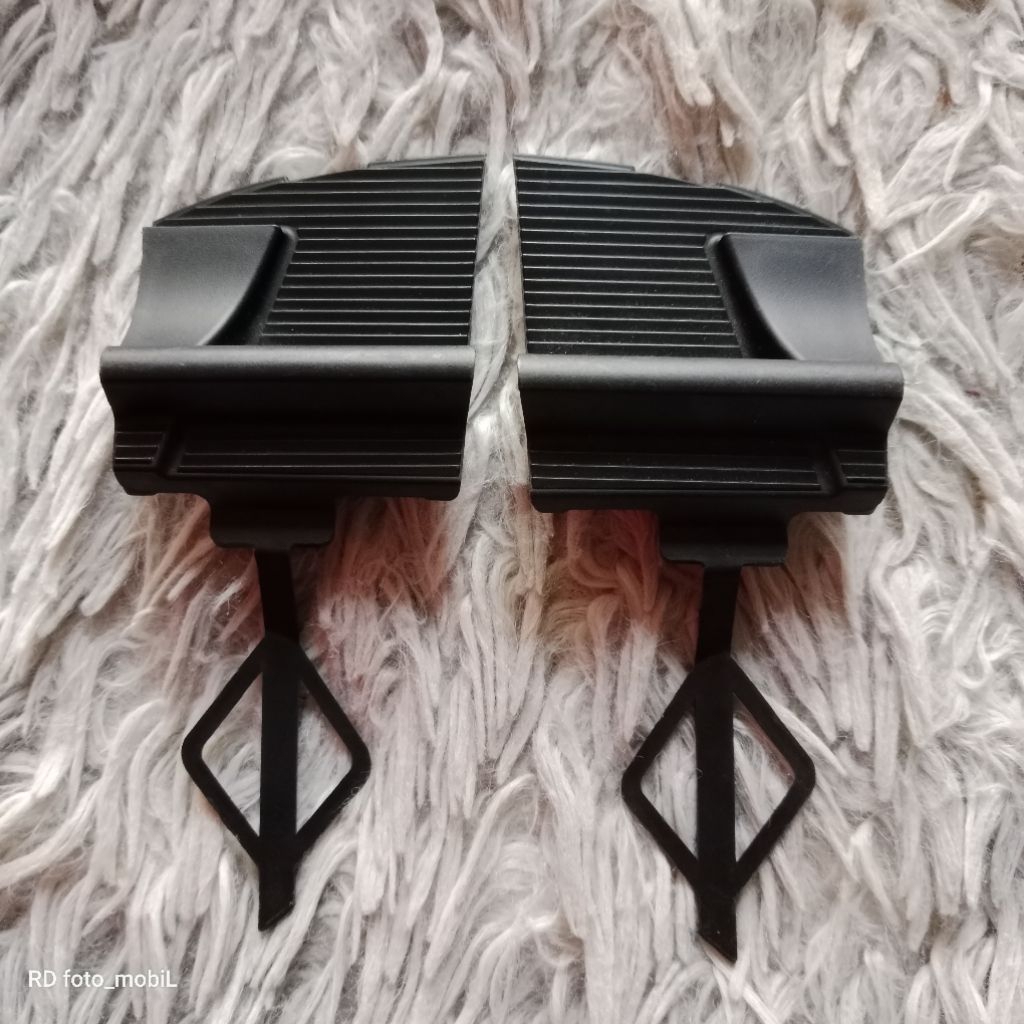 tutup cover bemper depan sigra 2018_2020 original