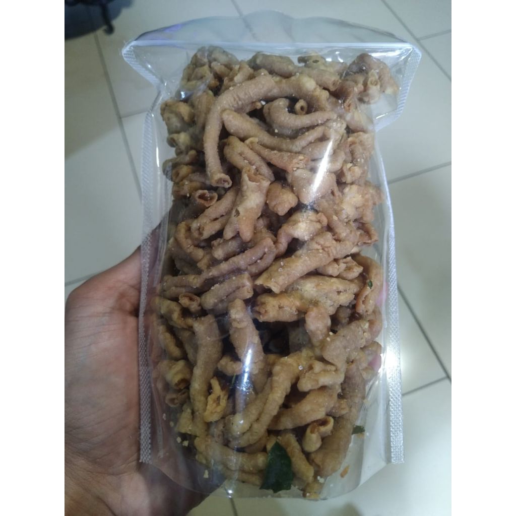 

Keripik usus crispy krispi original daun jeruk renyah terenak kemasan 250 gram / 1/4 kg