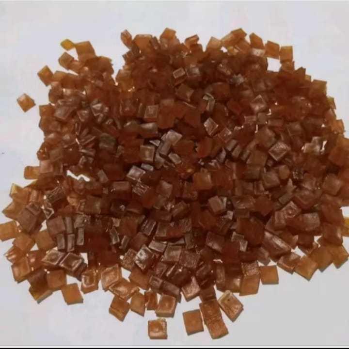 

Kerupuk Kulit Sapi / Krecek Rambak Kulit Sapi / Jangek Mentah / Kerupuk Dorokdok Mentah / KOTAK DADU