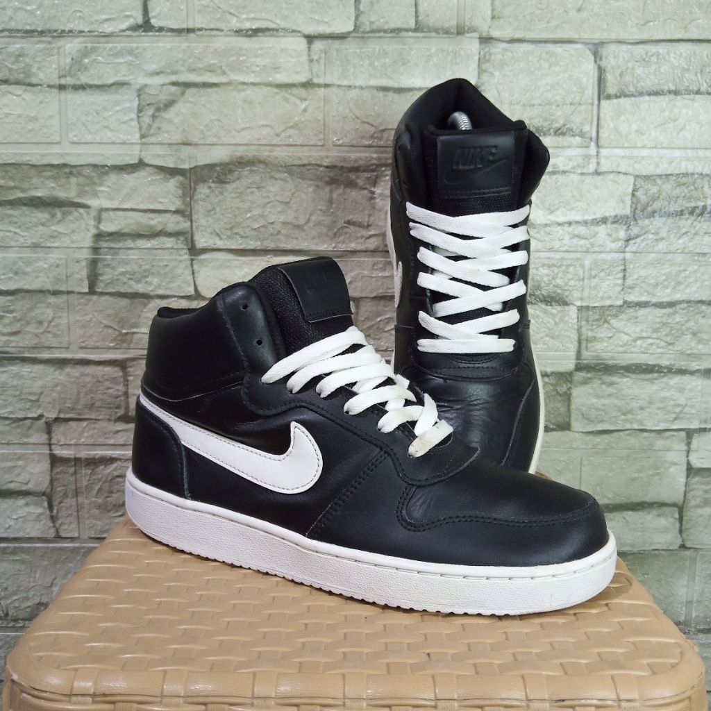 Ebernon mid
