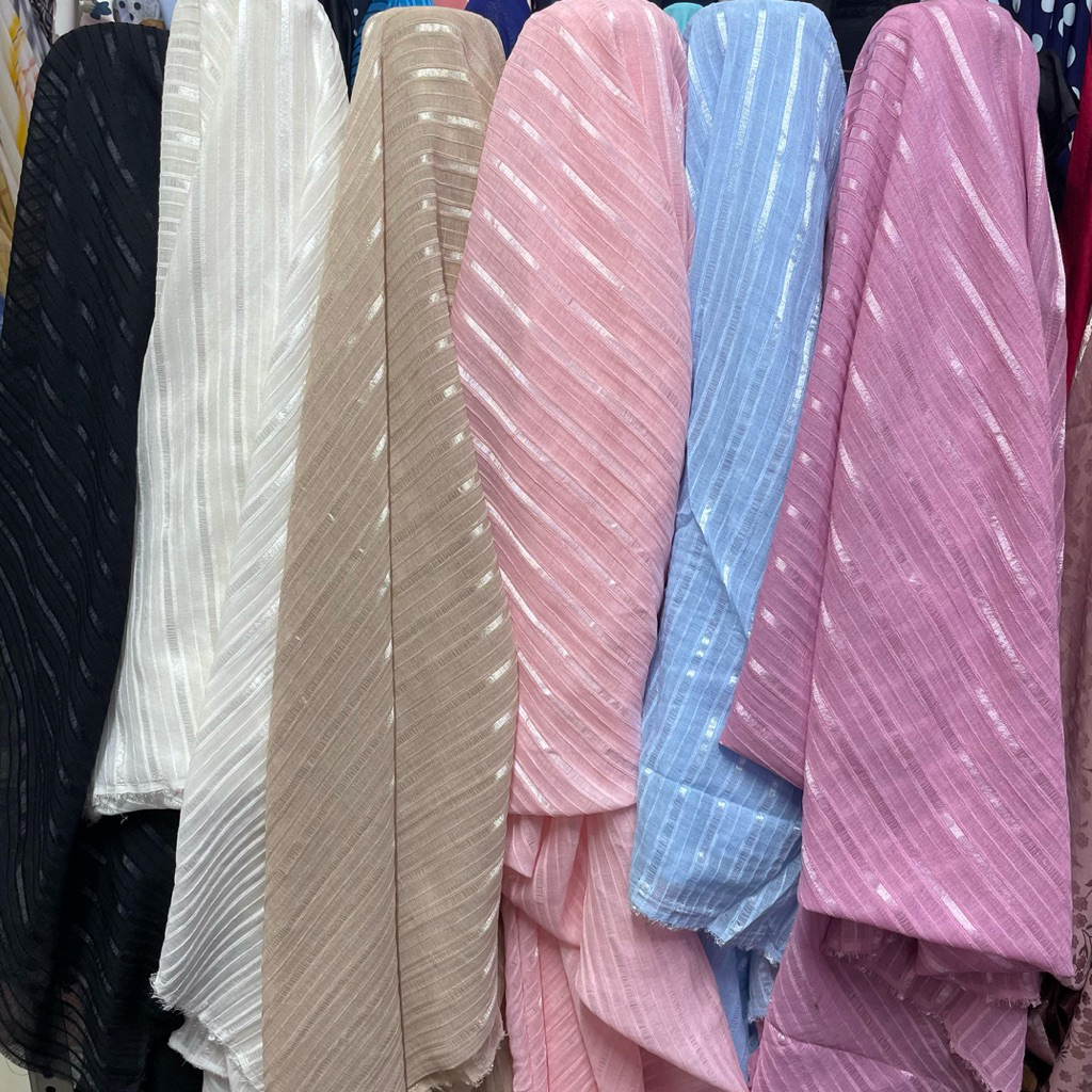 kain organza embos motif salur premium - kain organza korea - kain organdi glossy sn