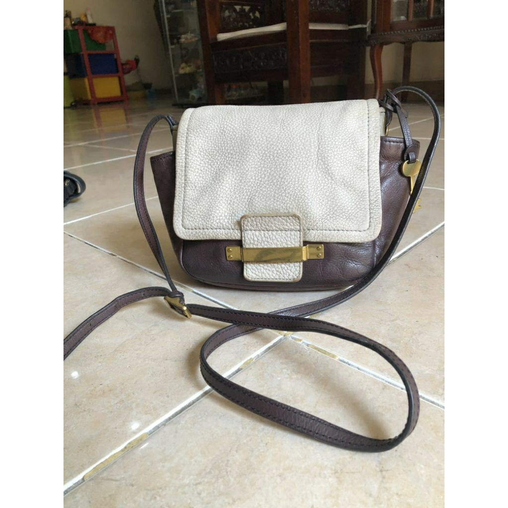 Tas Ocil Ava Crossbody Bag Preloved Bekas