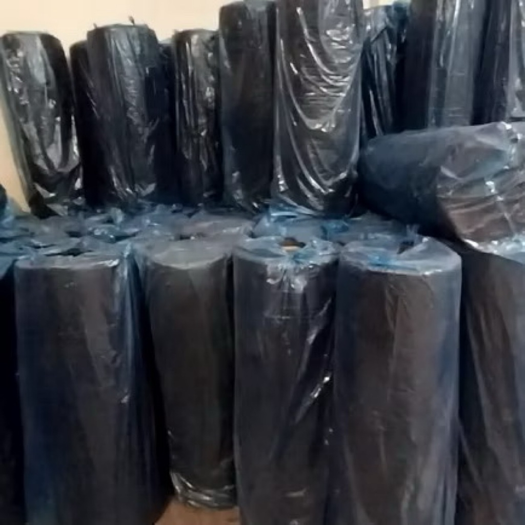 

MURAH BUBBLE WRAP HITAM 125cm x 50cm 2,5kg 2,7kg dan 3kg PACKING ONLINE SHOP