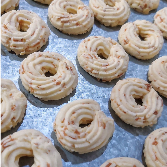 

Sagu Keju Premium Gurih tanpa Pengawet – Cemilan Raya Lebaran