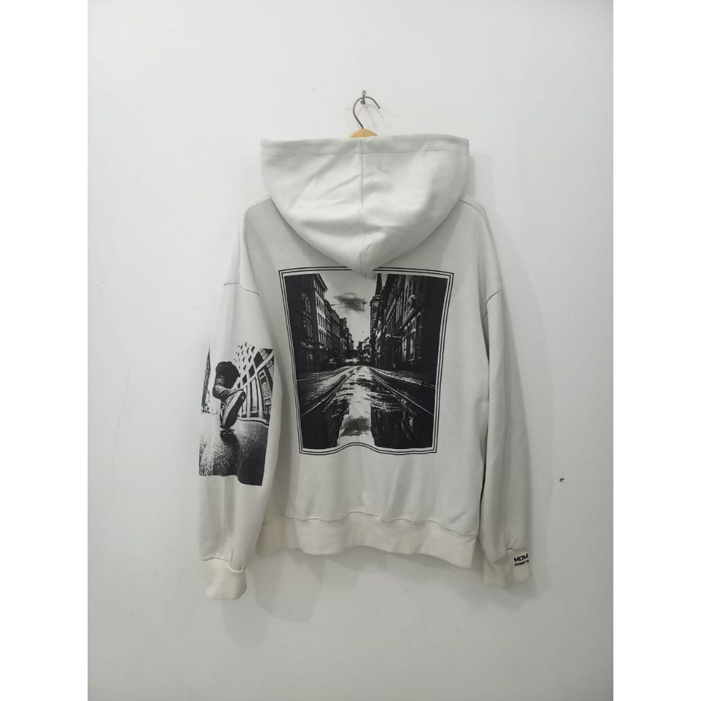 Hoodie ATTENTION MMNTS