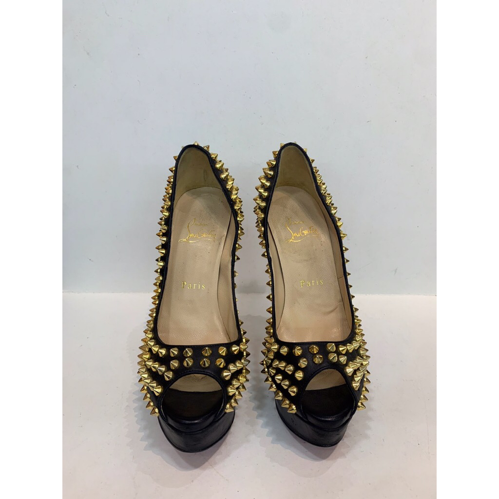 Preloved Christian louboutin studed pumps black gold pumps