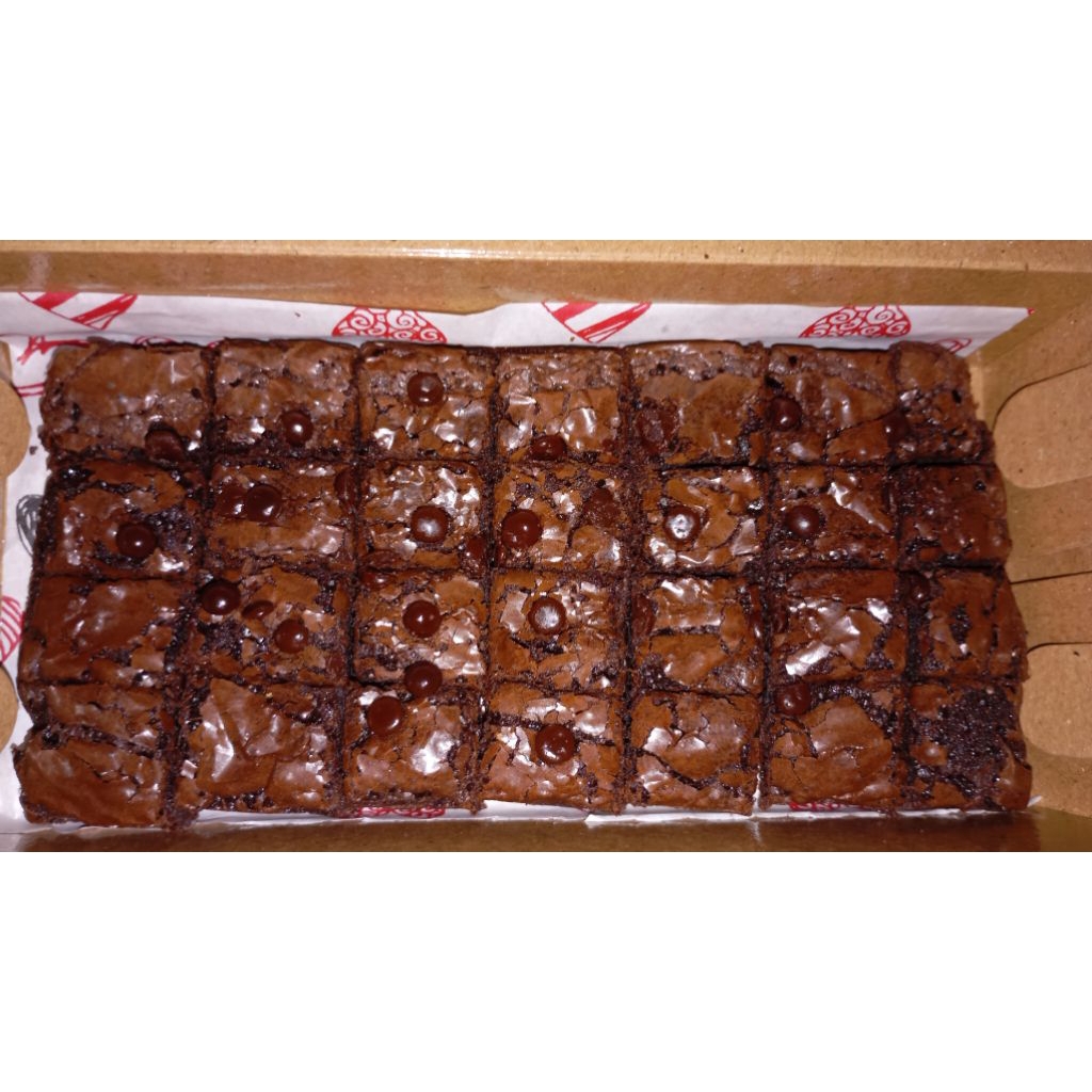 

Fudgy Brownies Original Size 20x10