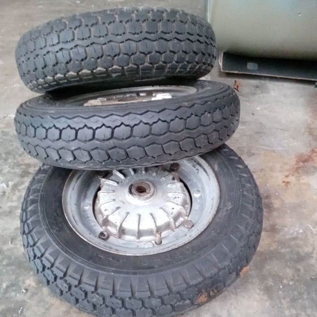 Velg Ban tromol set  Vespa Ring 8  bekas