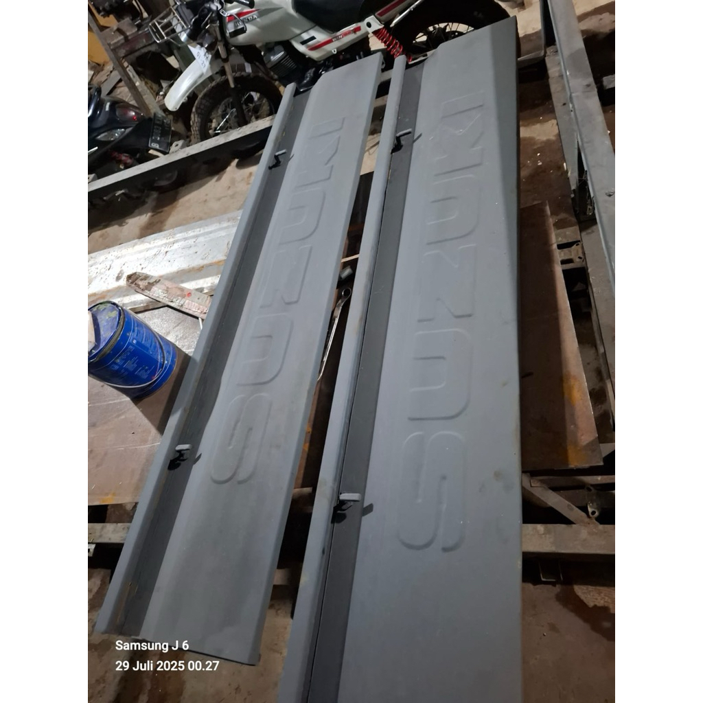 Pintu Bak Mobil FUTURA pnp