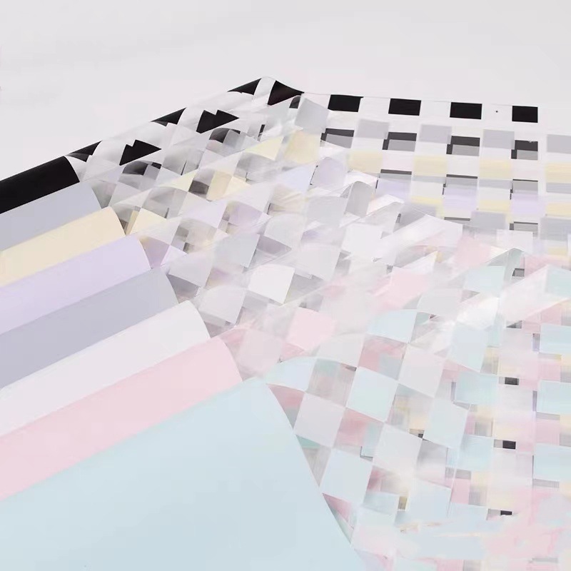 

(5 LEMBAR) Cellophane rubik's cube / kertas wrapping flower motif kotak-kotak