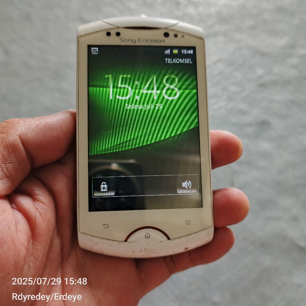 Hp Bahan Sony Ericsson WT19i
