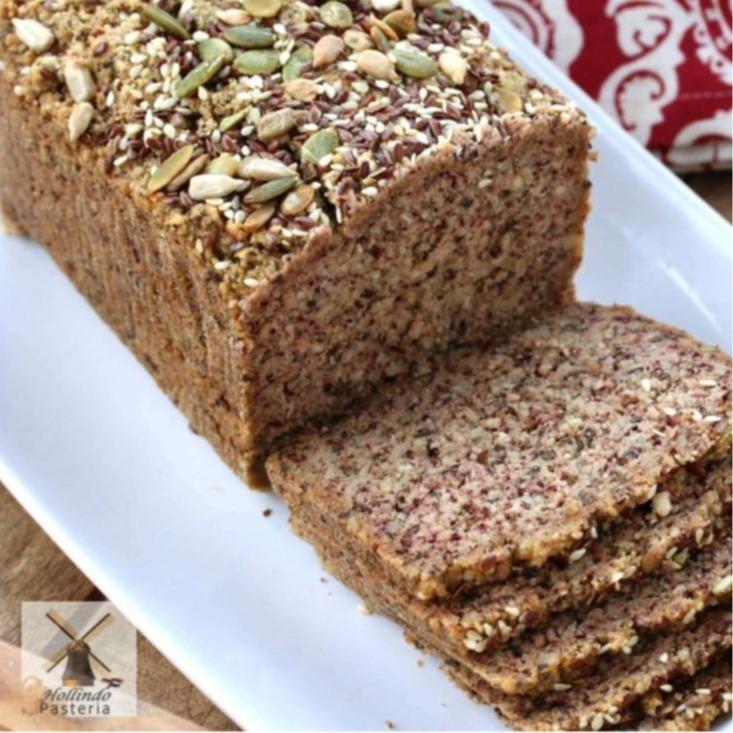 

Healthy Paleo Seed and Nut Sandwich Bread 21 cm (Low Carb, High Protein)