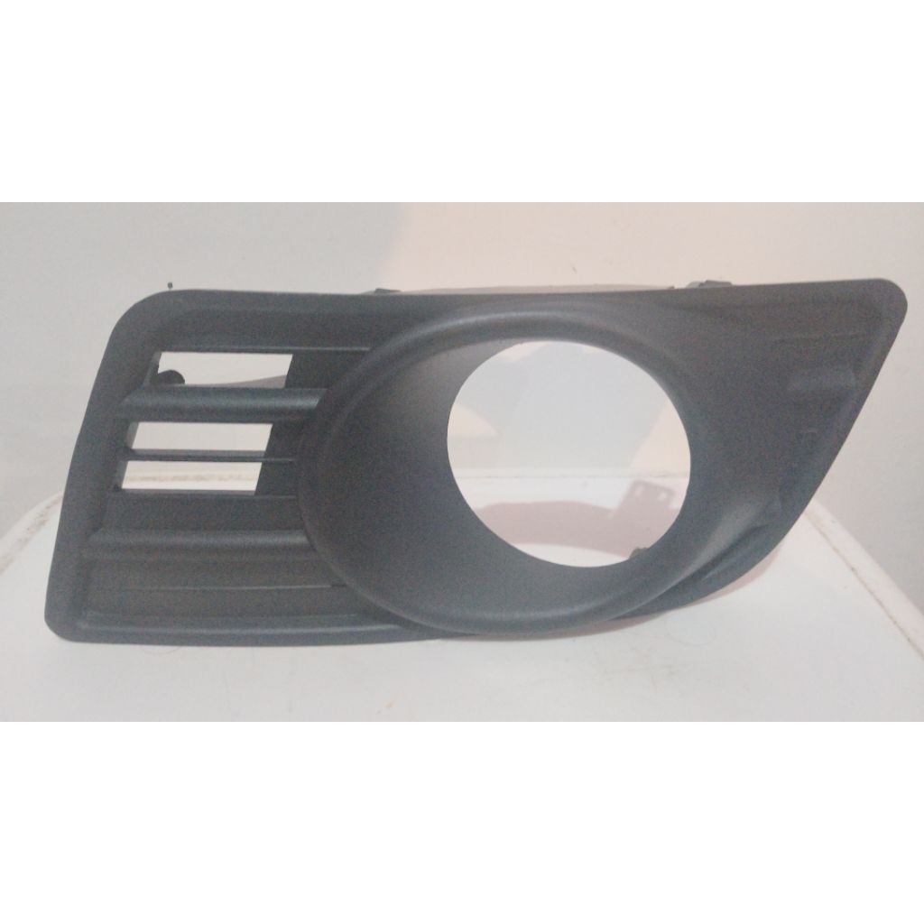 Cover Foglamp ori Suzuki Swift GT kiri