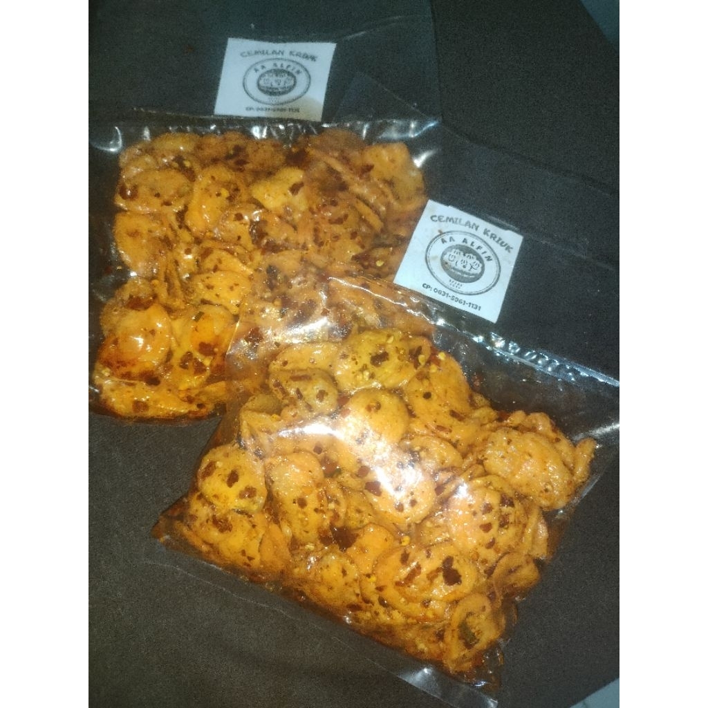 

Kerupuk Kemplang & Tersanjung Chili Oil Pedas Gurih | Cemilan Kriuk AA ALFIN