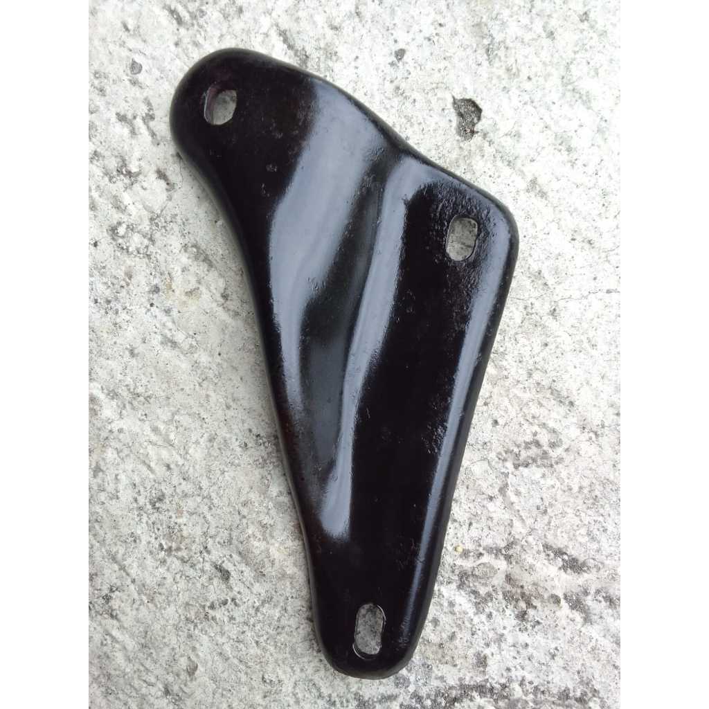 breket dudukan pangkon knalpot Honda Astrea star astrea 800 original