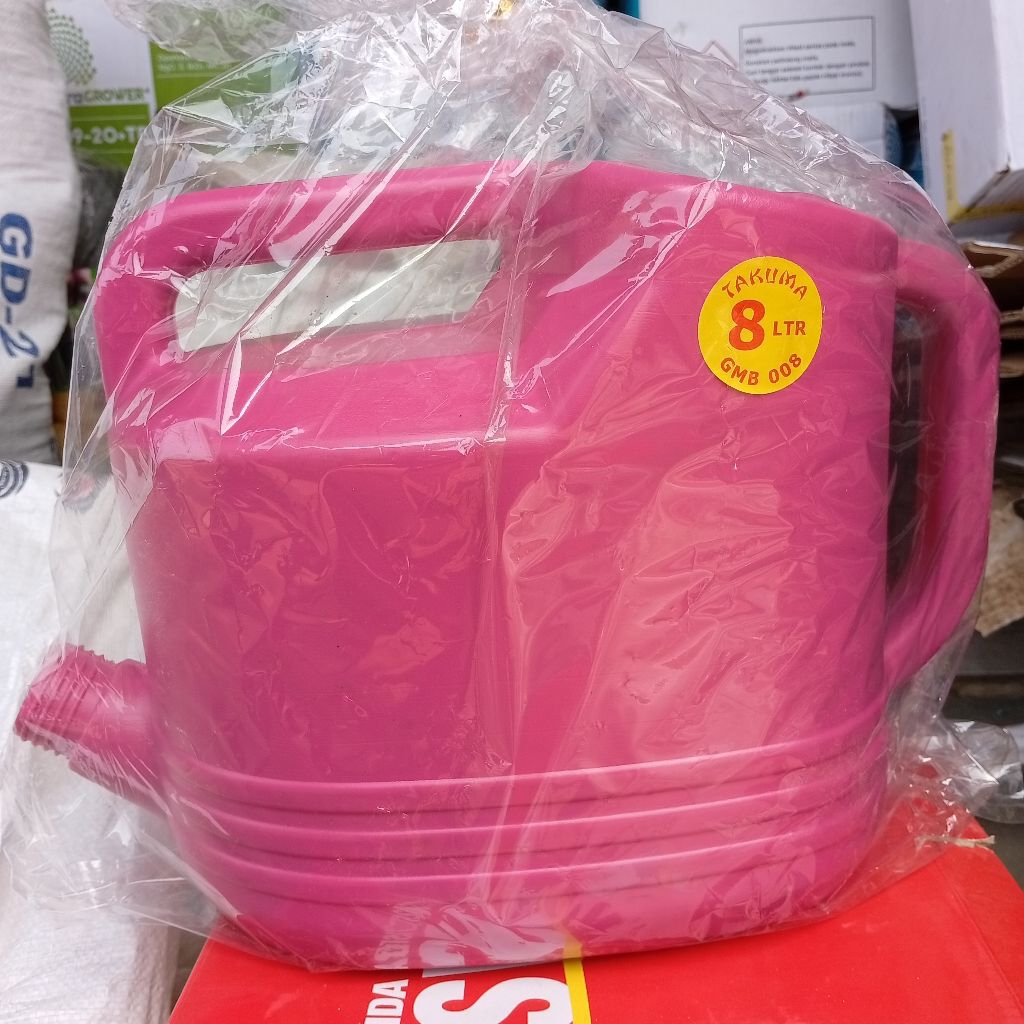 alat siram tanaman gembor takuma 8 liter