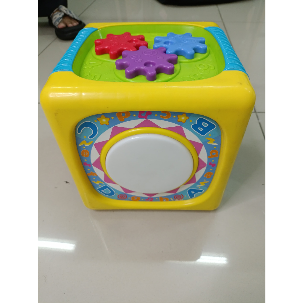PRELOVED - Winfun Music Fun Activity Cube