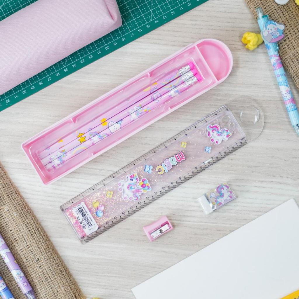 

- MOJIBOX - PENSIL CASE SET KARAKTER Alat Tulis Set Karakter Stationery Pensil Penghapus Rautan Penggaris Pencil Eraser Ruler ATK