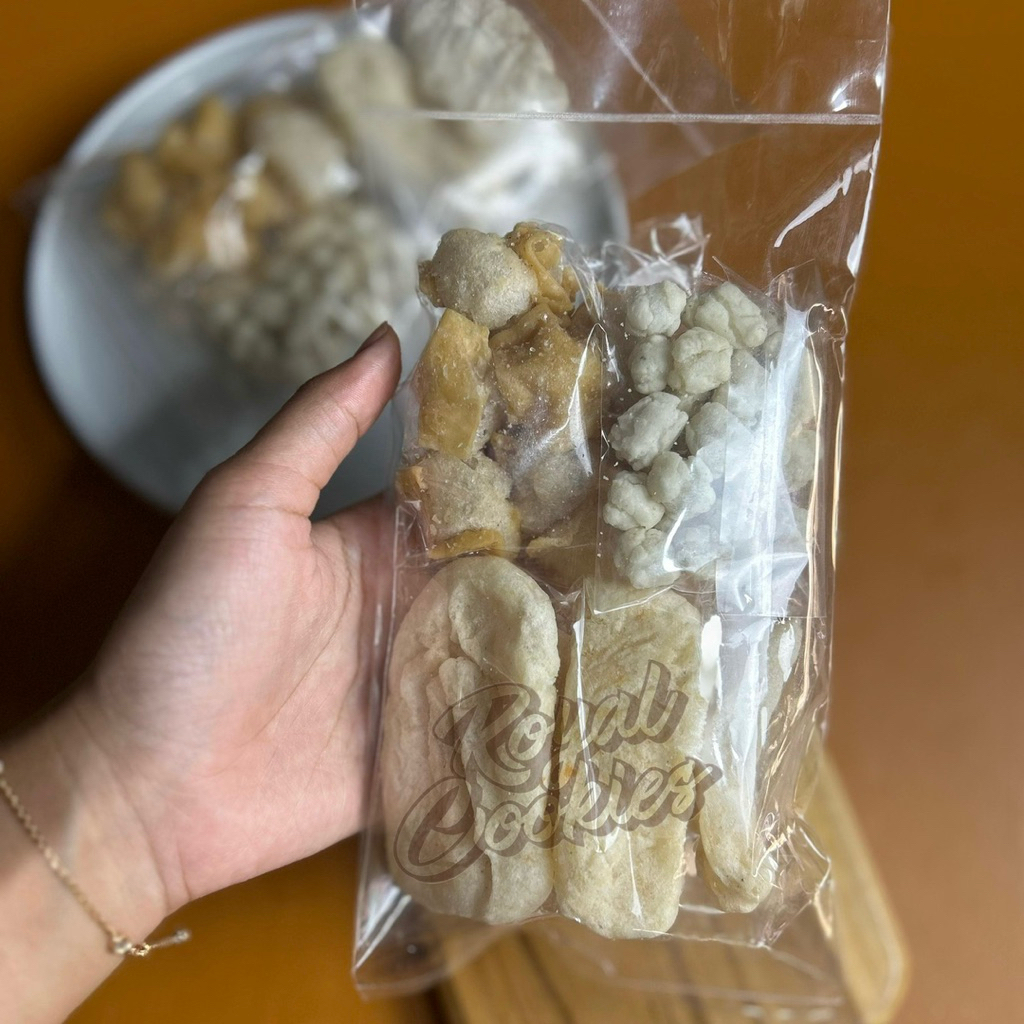 

TOPING SEBLAK DAN BAKSO ACI Per PCS Siomay Kering Cuanki Pilus Cikur Gurih Renyah Murah perpcs 65g