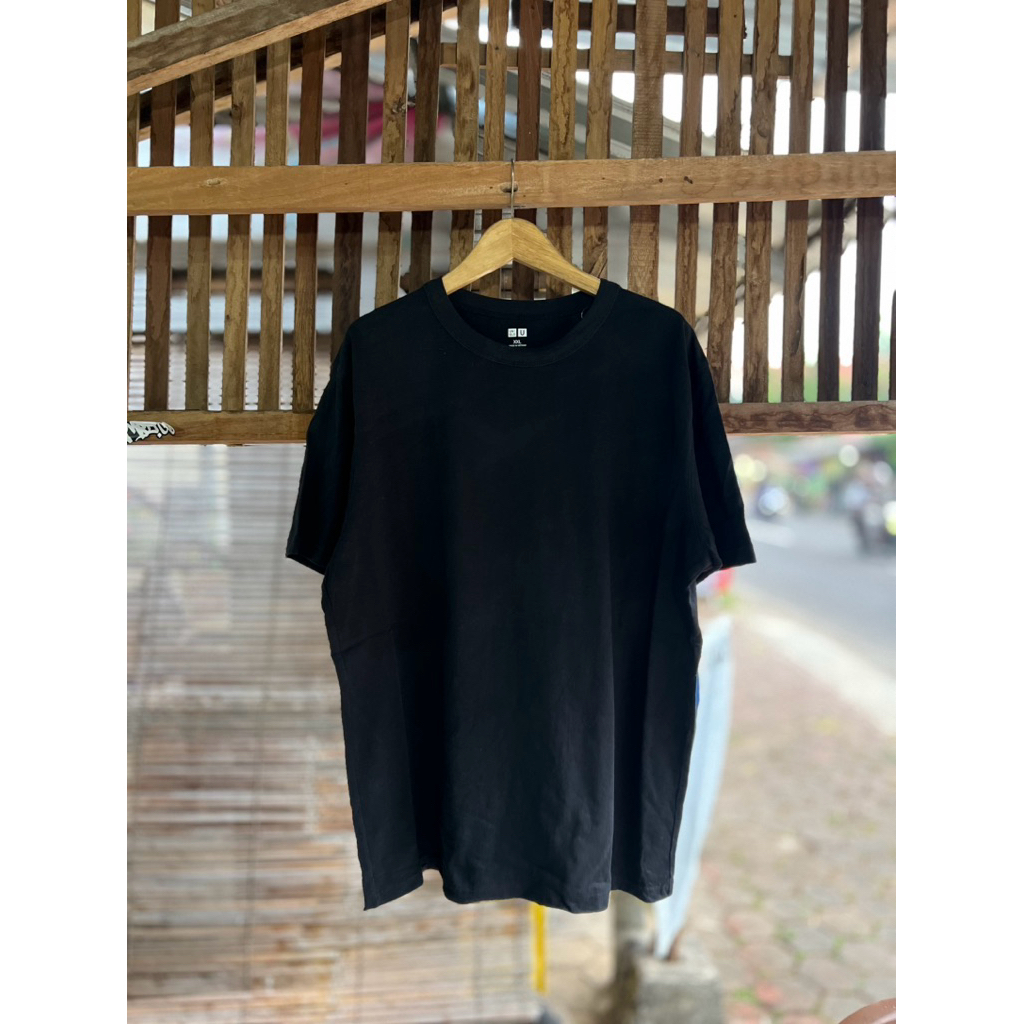 Kaos Uniqlo U Airism