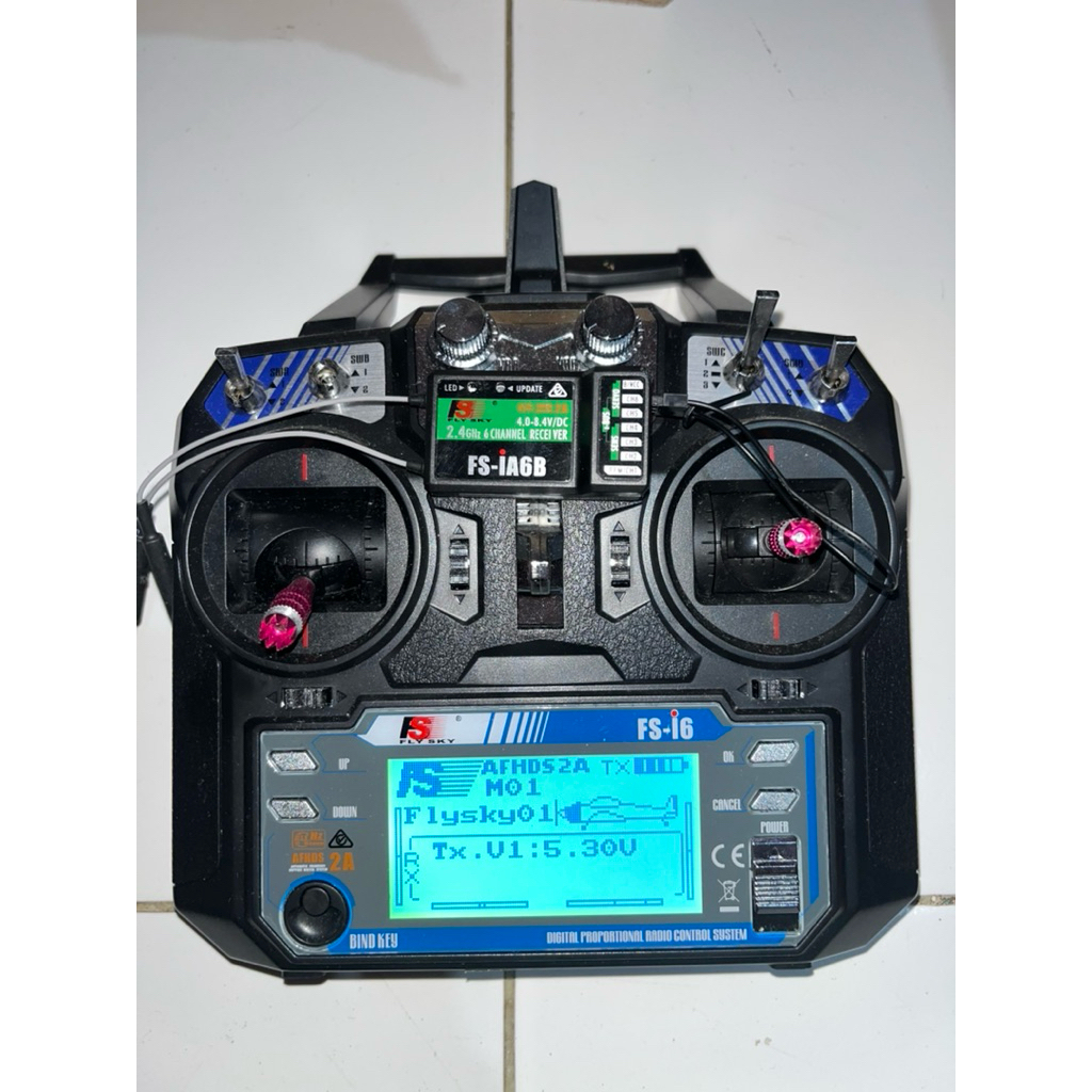 FlySky FS-i6 2.4G 6CH AFHDS RC Radio Transmitter Dengan FS-iA6 Receiver FPV RC Drone Motor BEKAS