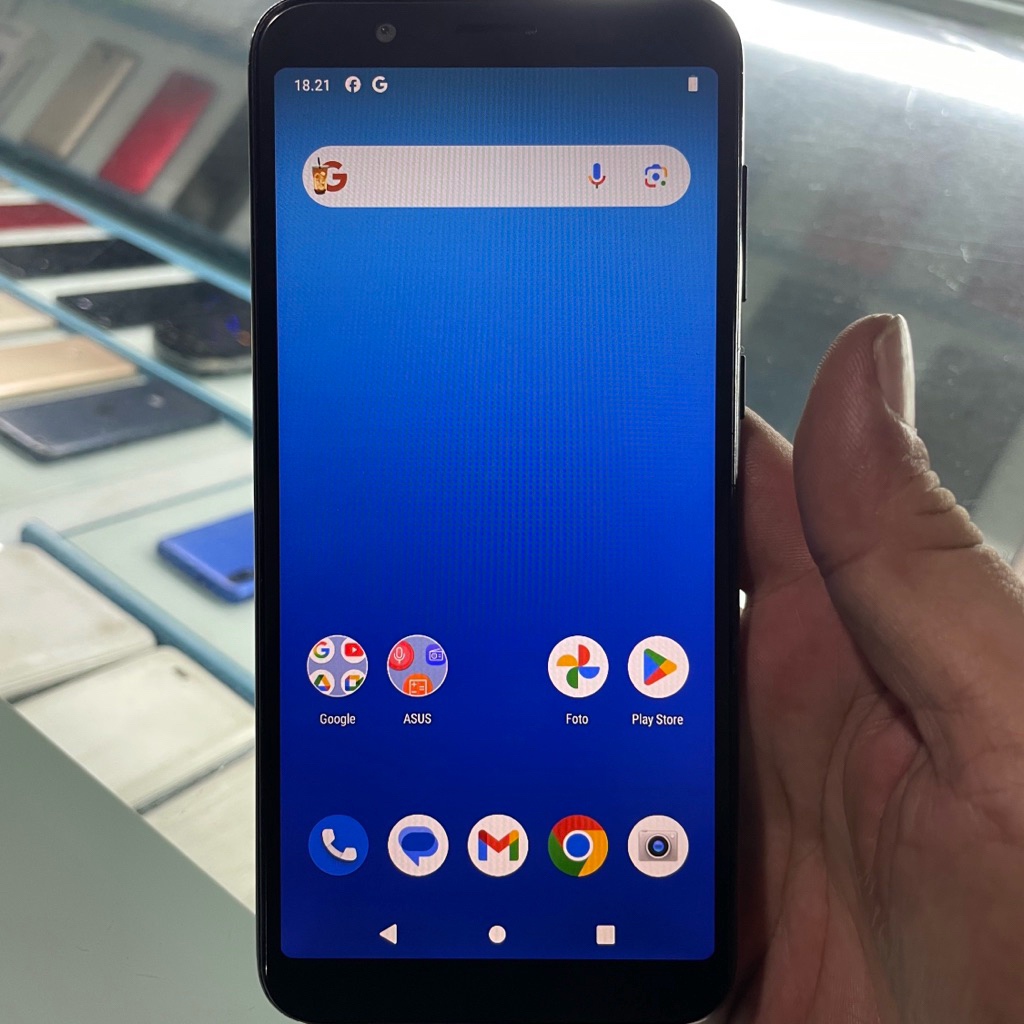 Asus Zenfone Max Pro M1 3/32GB Second Ex Resmi Normal Pemakaian