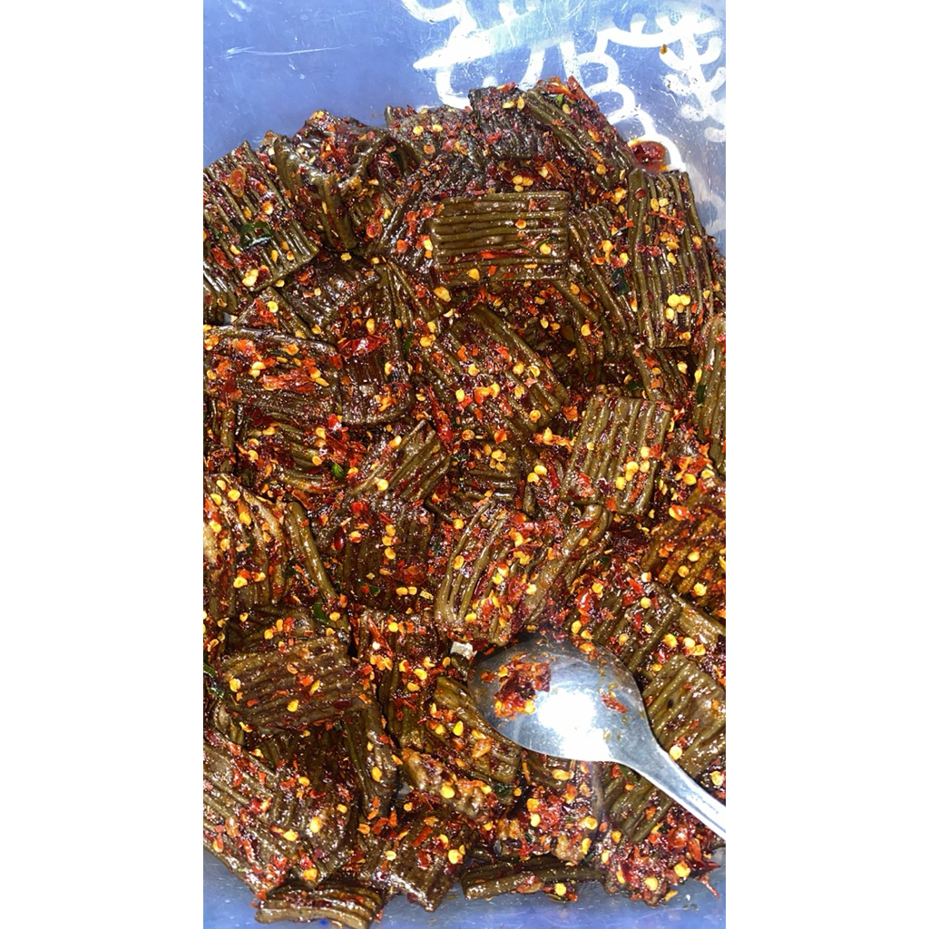 

kerupuk jengkol Chili oil daun jeruk
