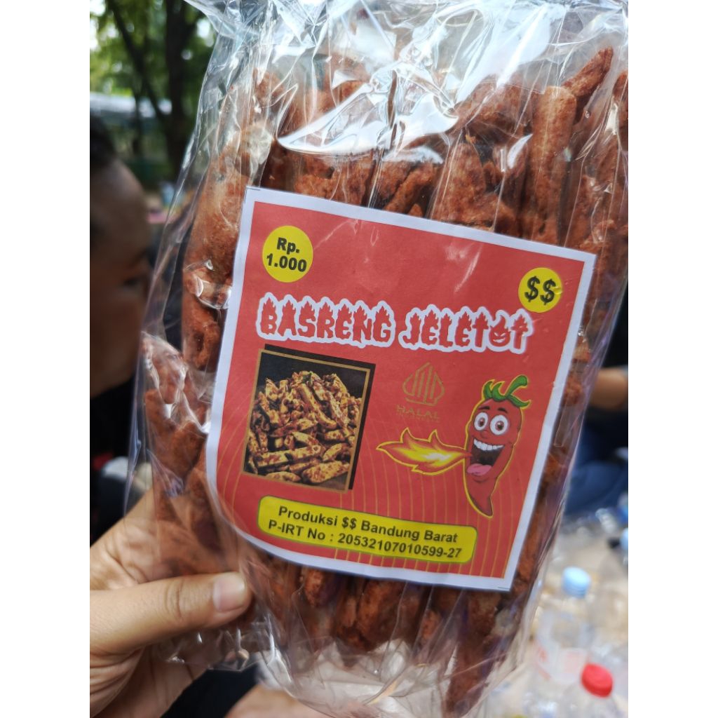 

Basreng Jeletot Murah 1 pak isi 12 Bungkus