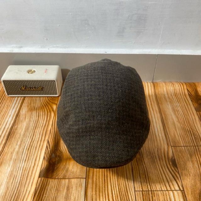 TOPI FLAT CAP UNIQ LO SECOND