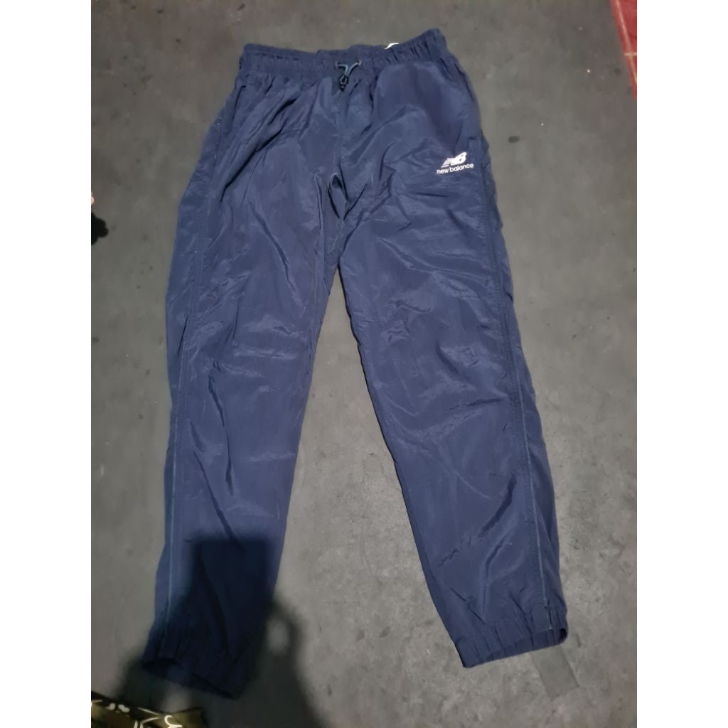 celana outdoor nb second,celana outdoor nb preloved