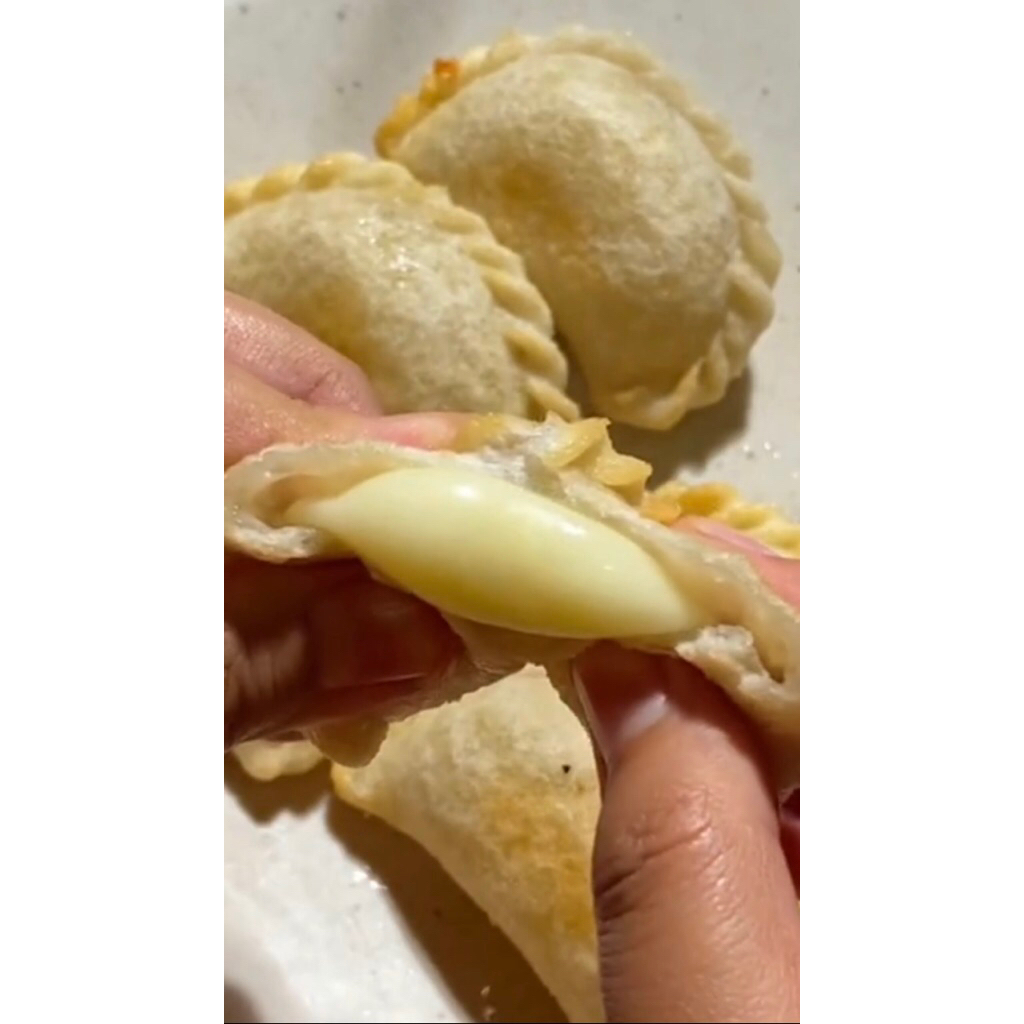 

CIRENG ISI KEJU LUMER