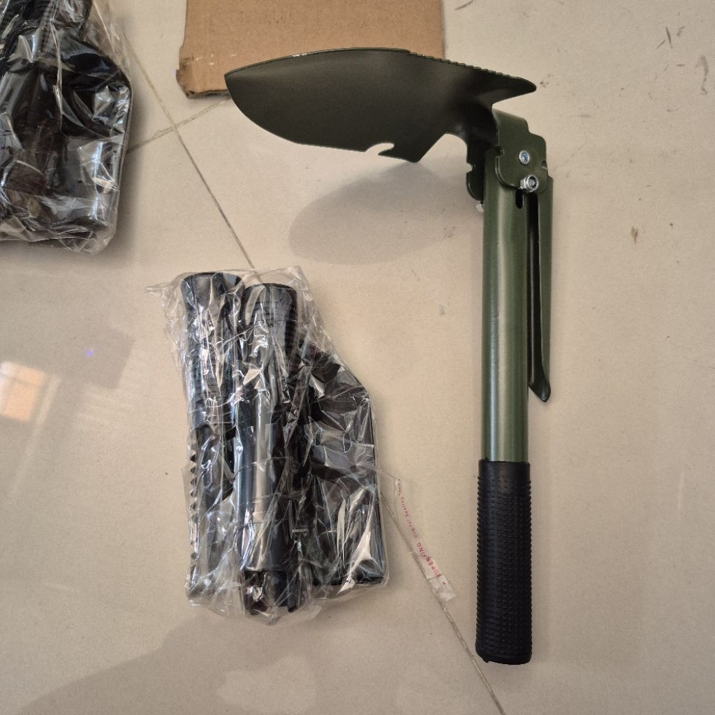 cangkul kebun taman / sekop mini lipat