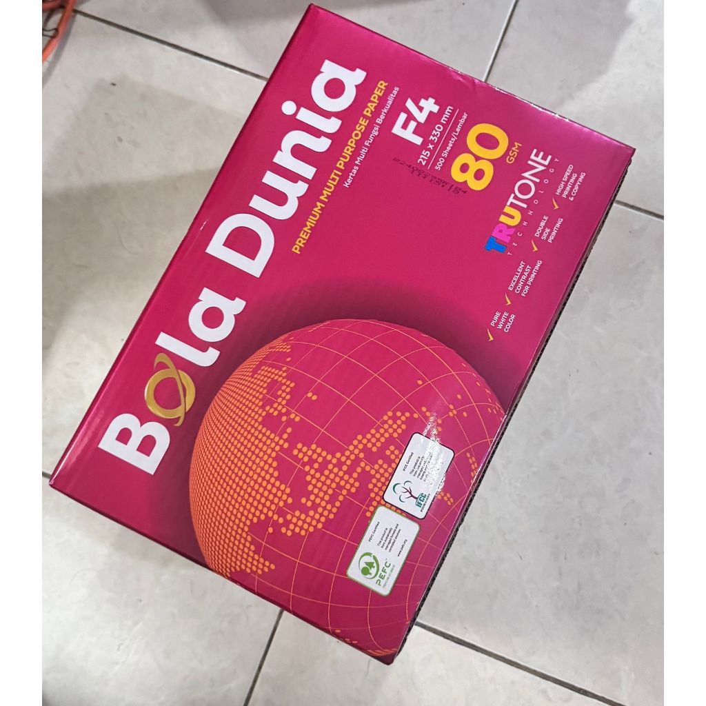 

Kertas HVS Bola Dunia Ukuran F4 Folio (210×330 mm) – Gramatur 80 gsm – 1 Rim / 500 Lembar – Warna Putih – Cocok untuk Mesin Fotokopi & Printer Inkjet/Laser - Eceran Maks 1 Rim