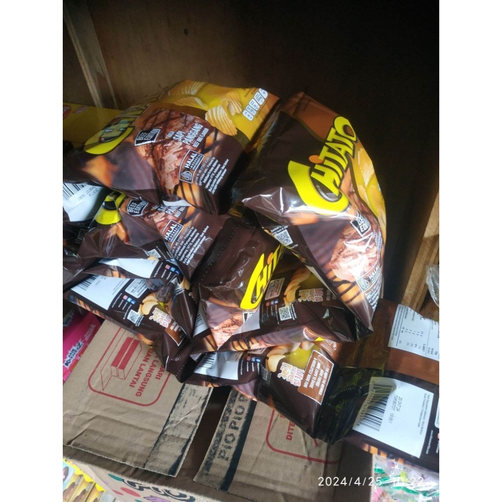 

CHITATO POTATO CHIPS 15GX10P