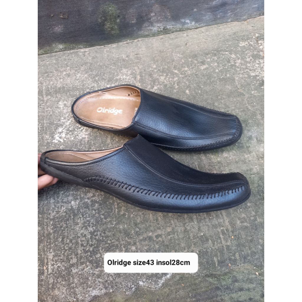 Sepatu pria slip on Olridge size43 insol28cm