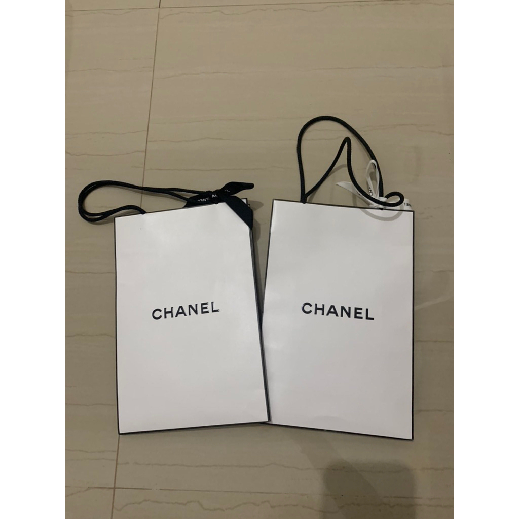 

PAPERBAG CHAN3L & SEPH0R4 ORI 100%